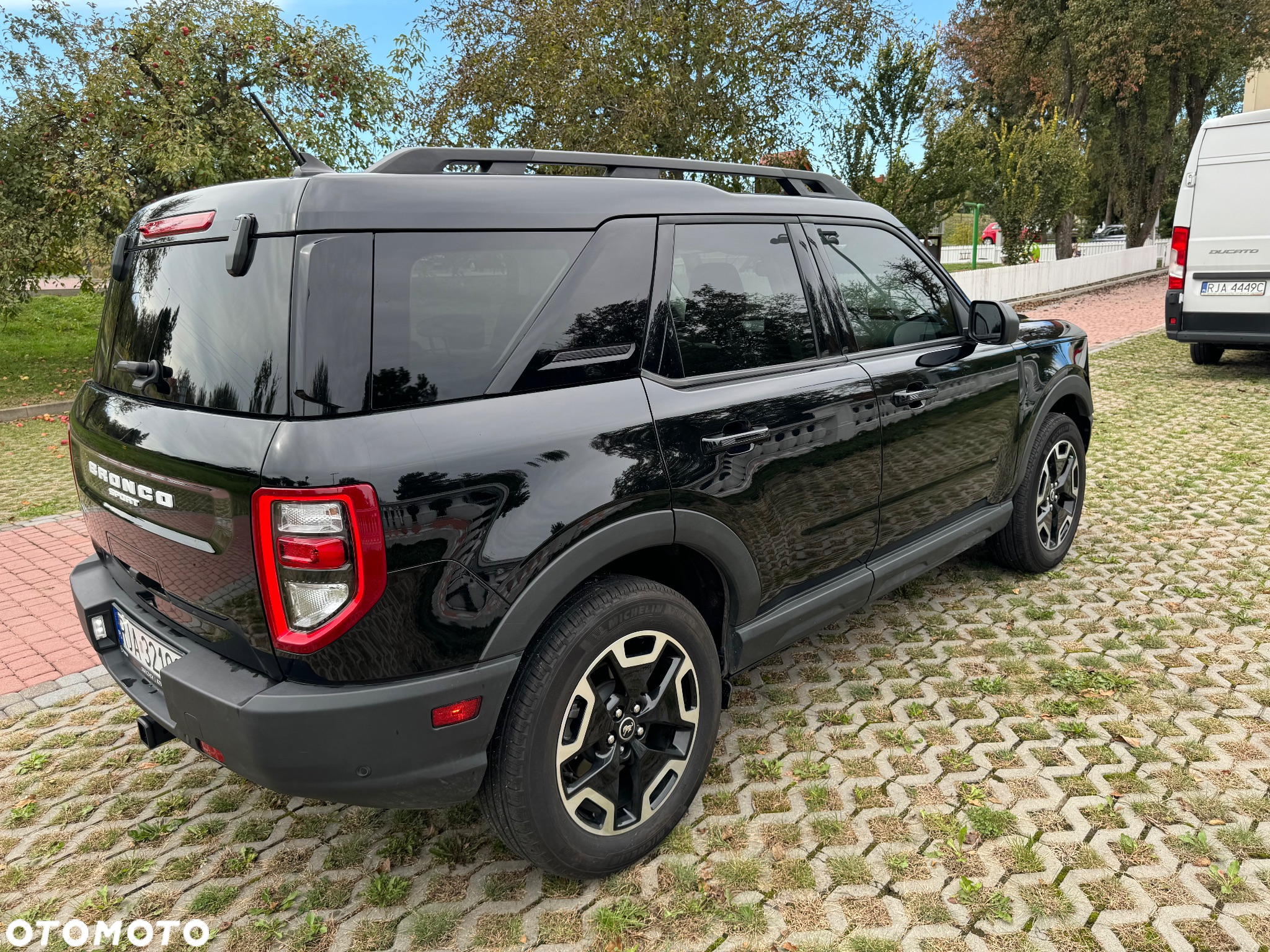 Ford Bronco - 28