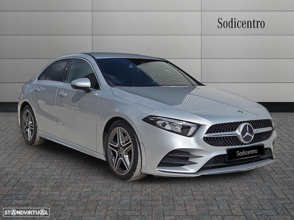 Mercedes-Benz A 180 Limousine d AMG Line Aut. - 3