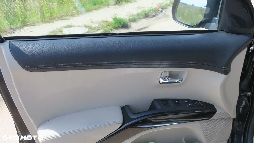 Citroën C-Crosser 2.2 HDi Exclusive DCS - 23