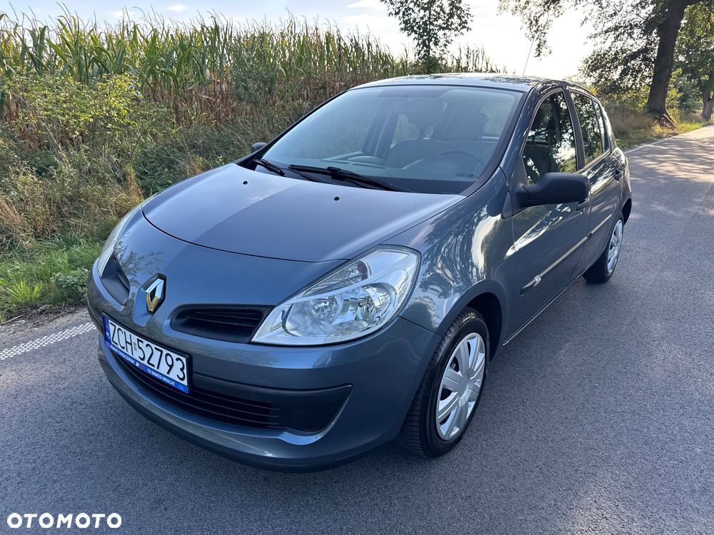 Renault Clio 1.2 16V Alize - 4