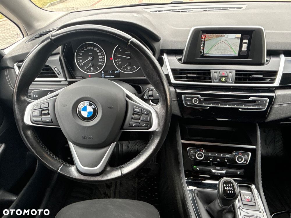 BMW Seria 2 218i Sport Line - 4