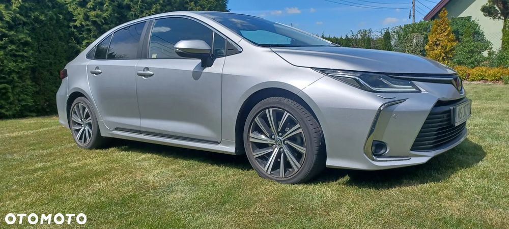 Toyota Corolla - 1
