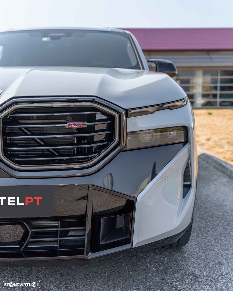 BMW XM Label Red - 6