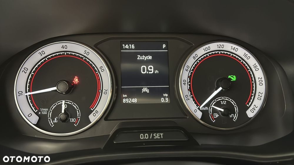 Skoda Fabia 1.5 TSI Monte Carlo DSG - 15