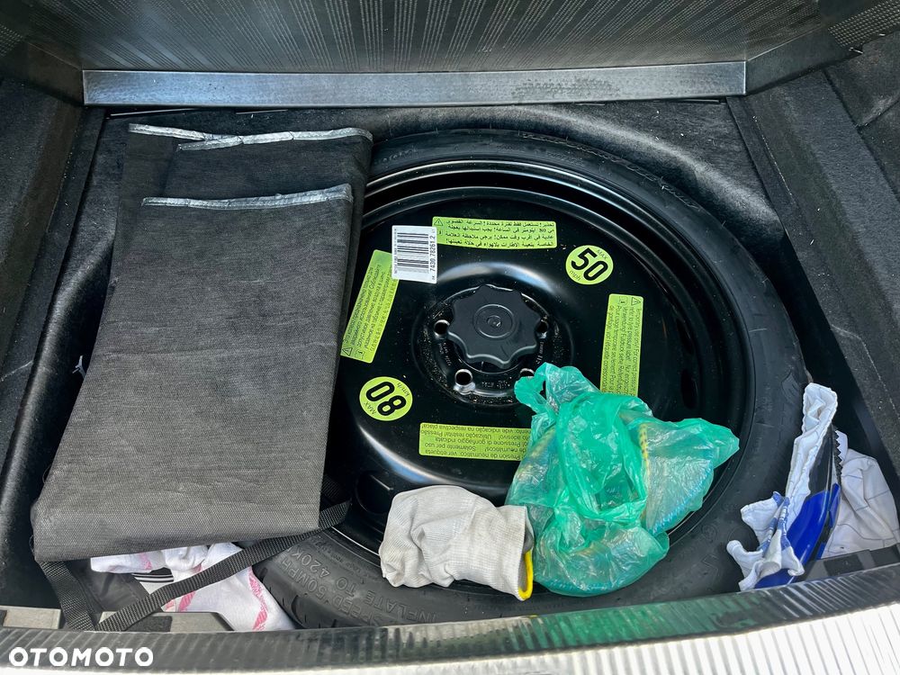 Audi A4 ver-2-0-tdi-dpf-multitronic-s-line-sportpaket - 21