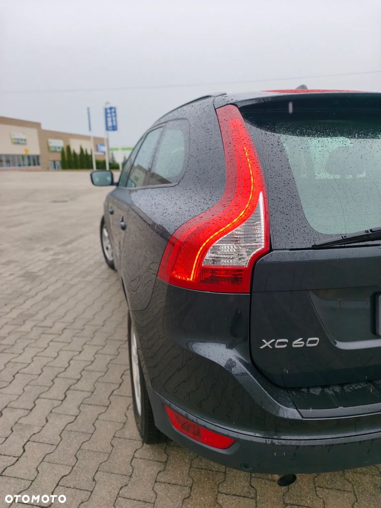 Volvo XC 60 - 6