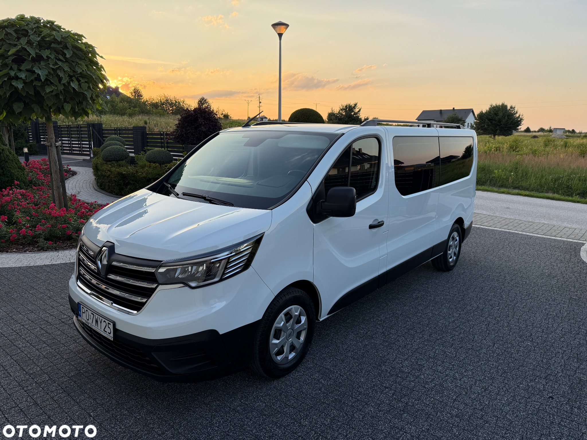 Renault Trafic 2.0 dCi L2H1 HD Extra (bryg.) - 10