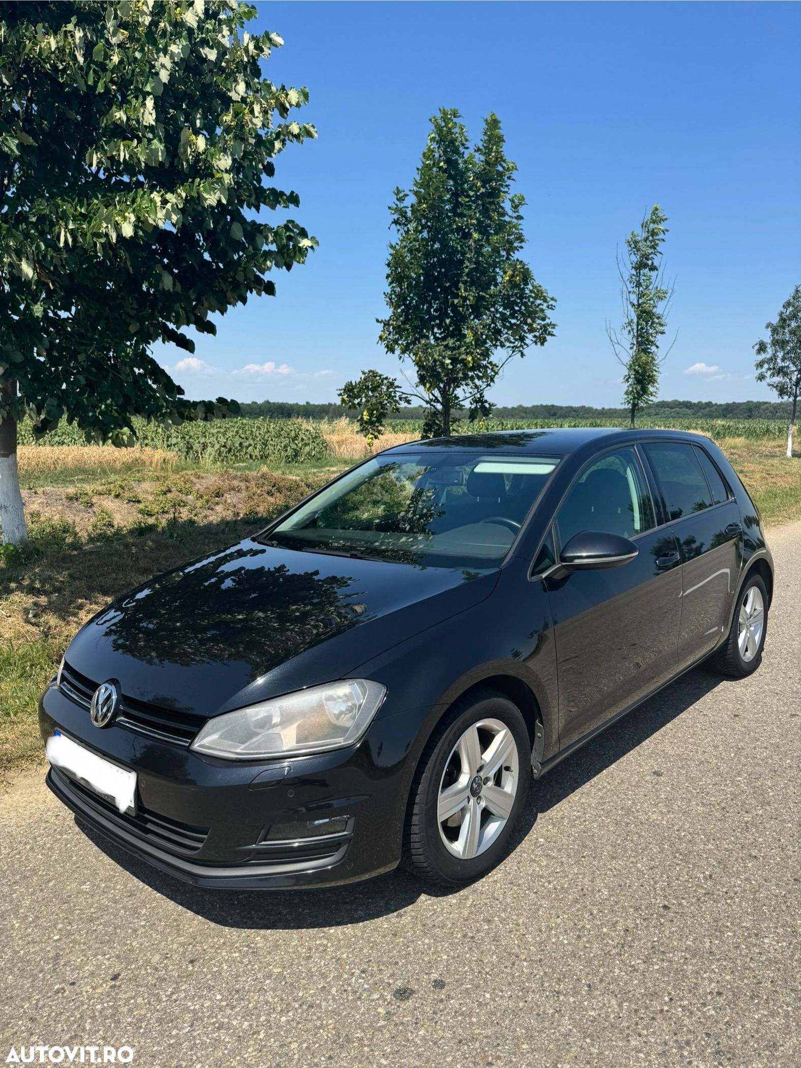 Volkswagen Golf 1.2 TSI Trendline - 1