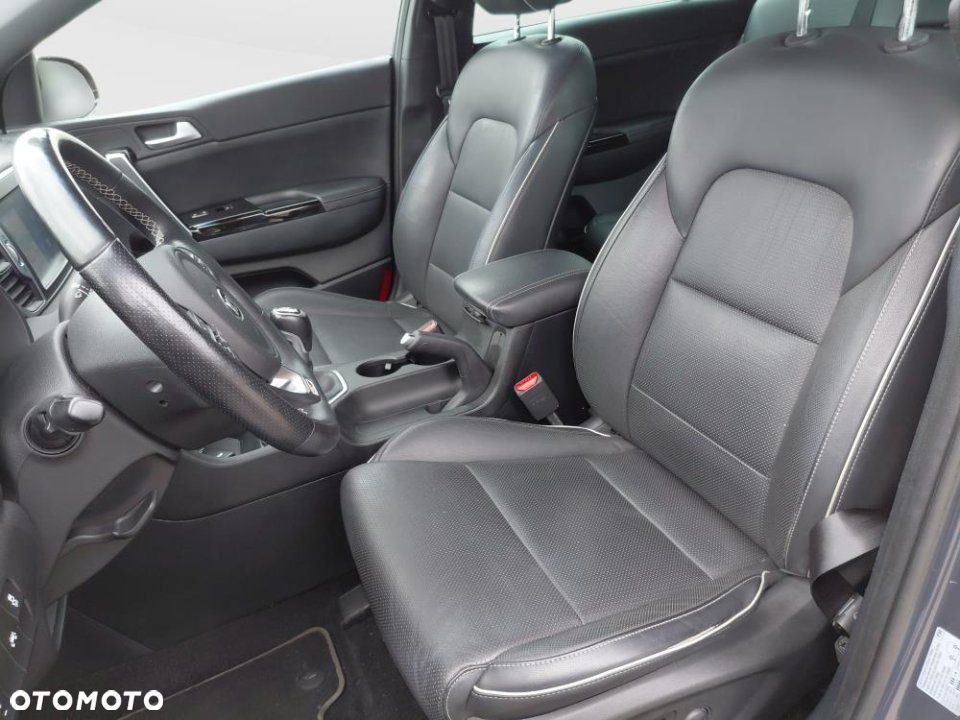 Kia Sportage - 13