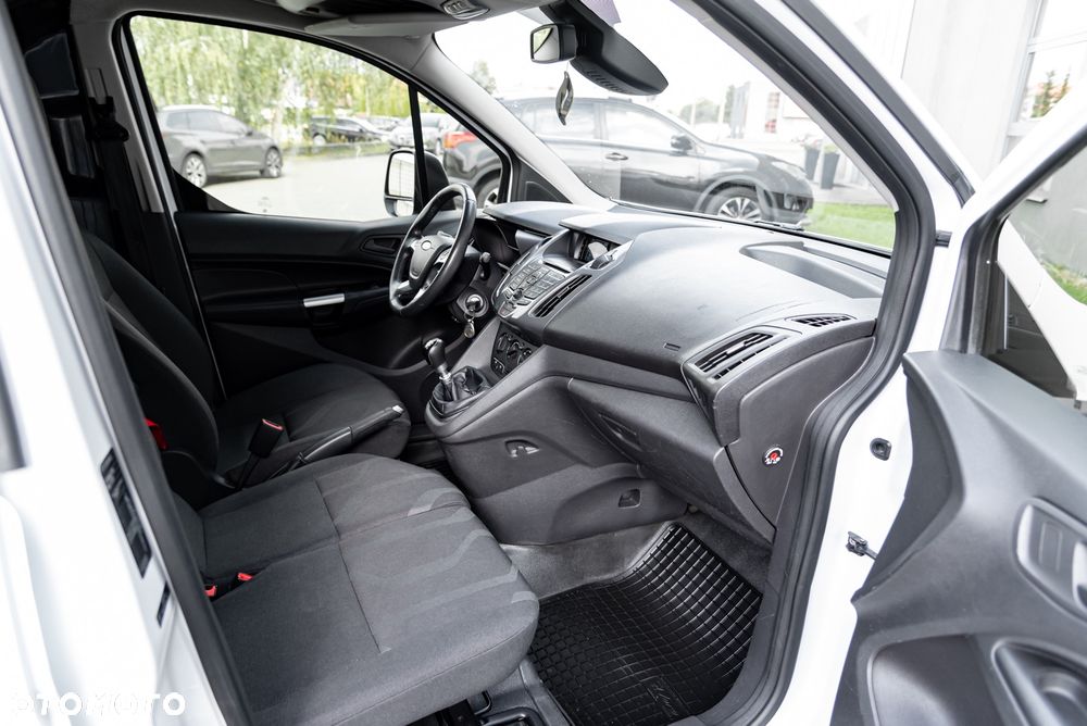 Ford Transit Connect - 22