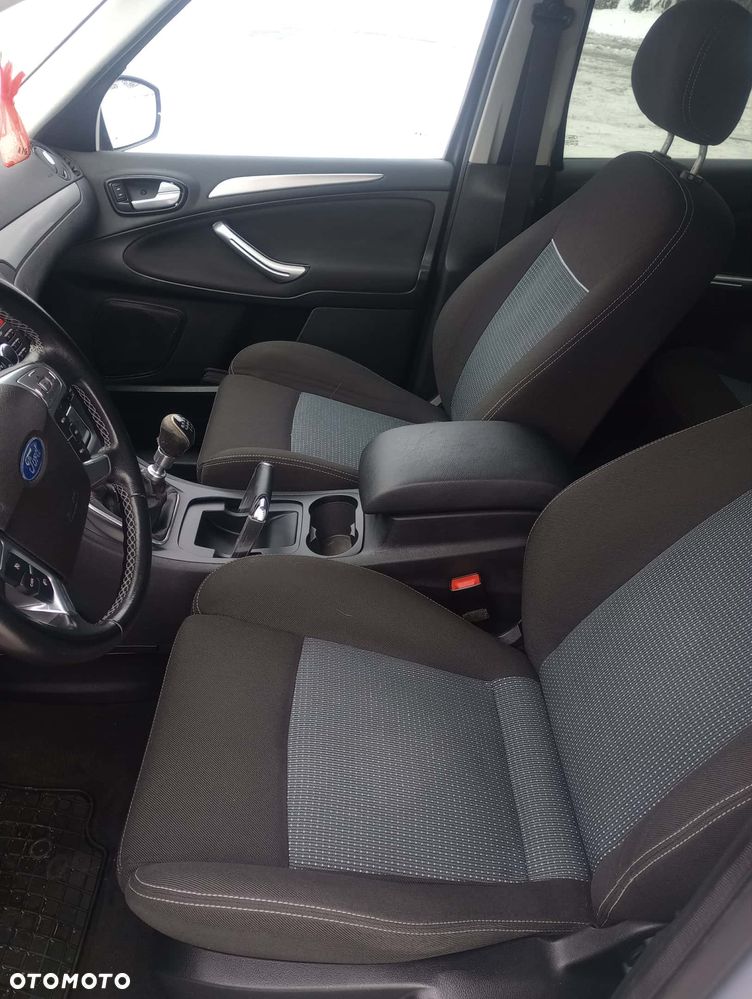 Ford S-Max 2.0 TDCi DPF Trend - 10