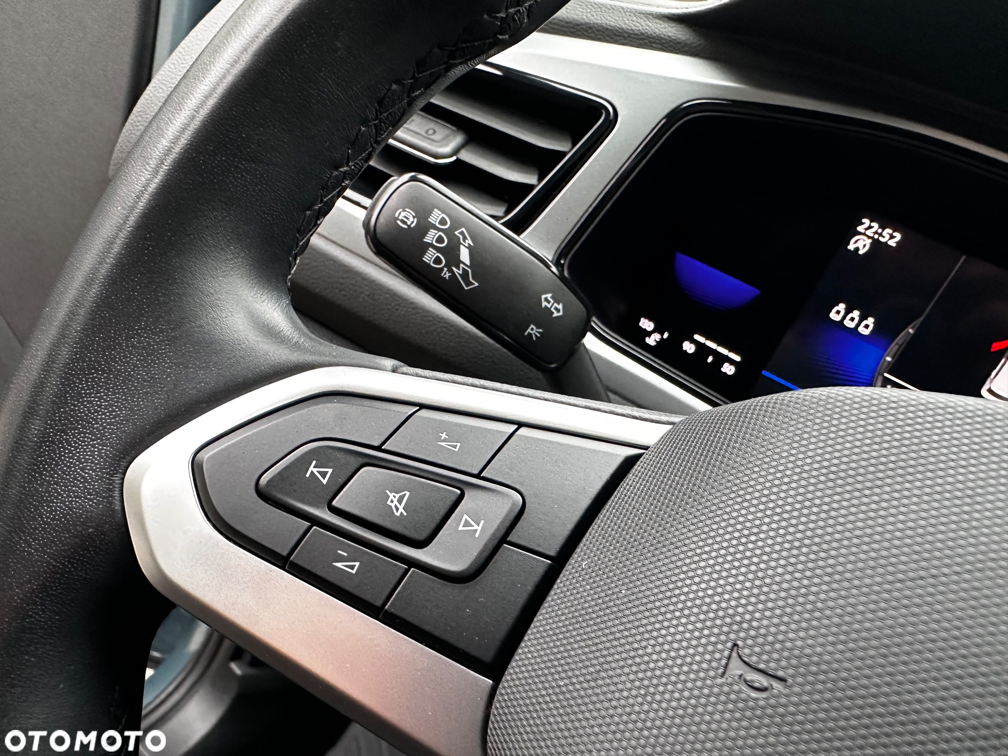 Volkswagen T-Roc 1.5 TSI ACT OPF Style - 33
