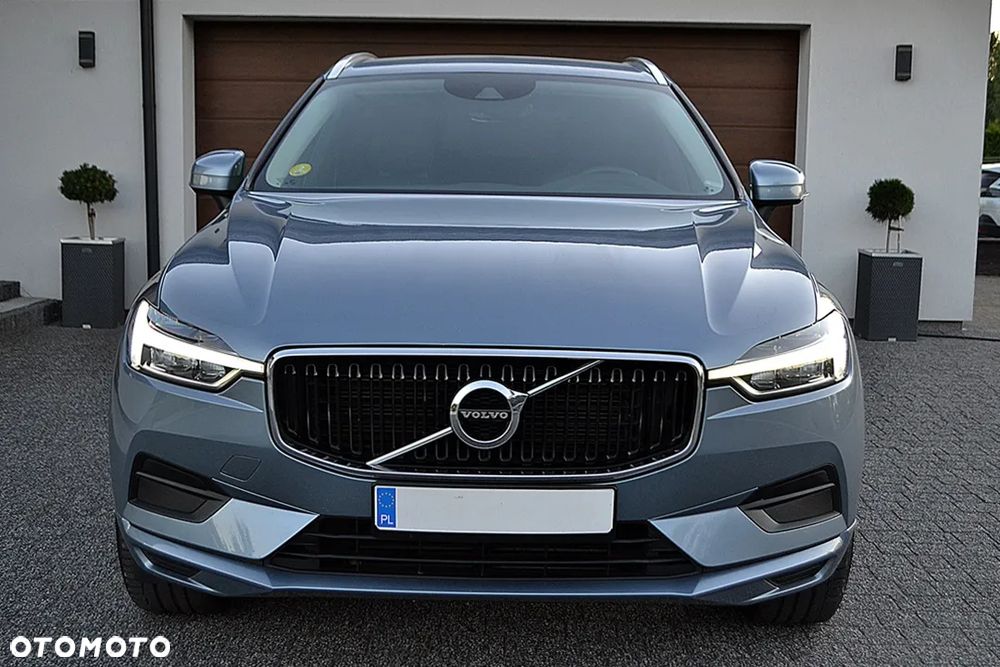 Volvo XC 60 D4 AWD Geartronic Momentum - 2