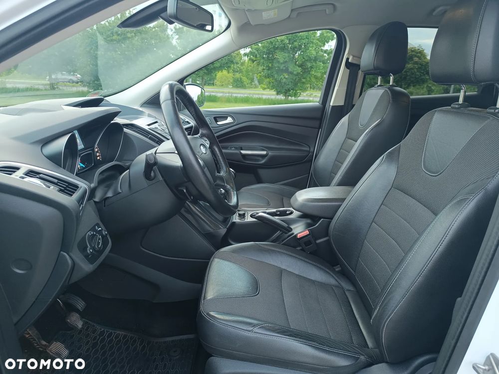 Ford Kuga 2.0 TDCi Titanium - 23