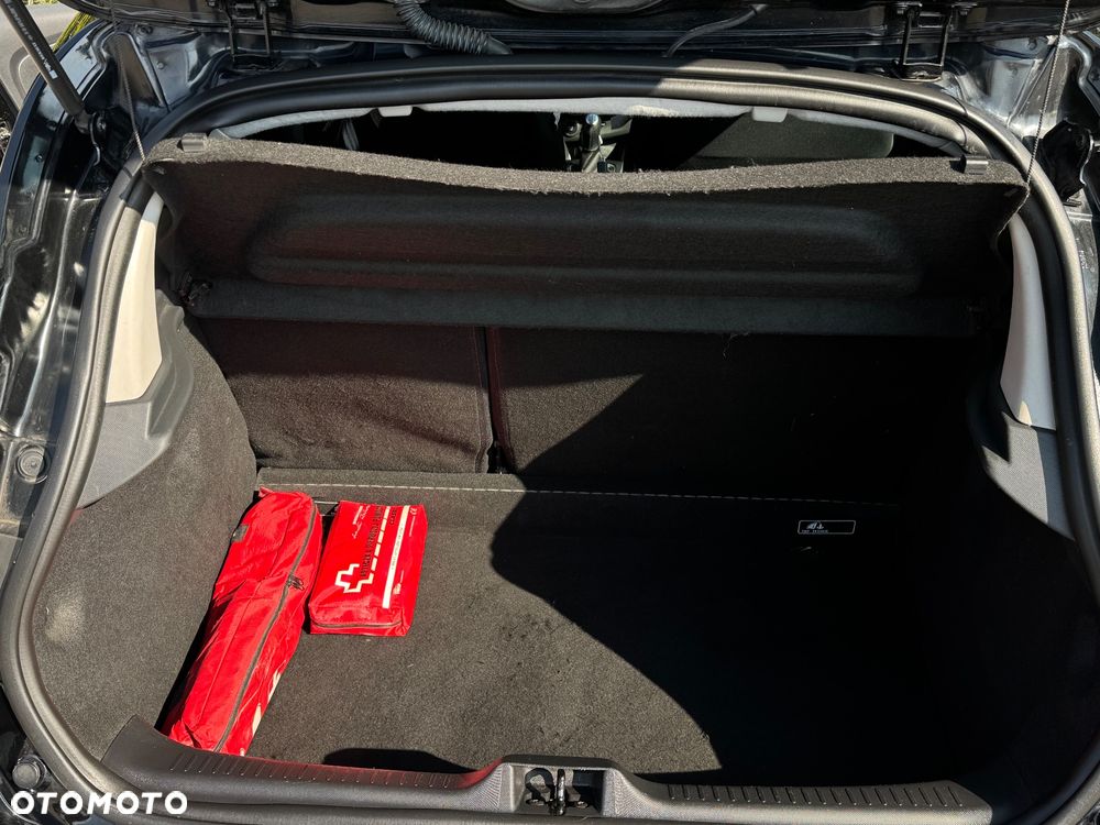 Renault Clio 1.2 16V Life - 28