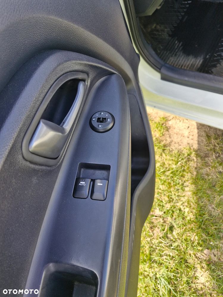 Kia Rio 1.2 Edition 7 - 9