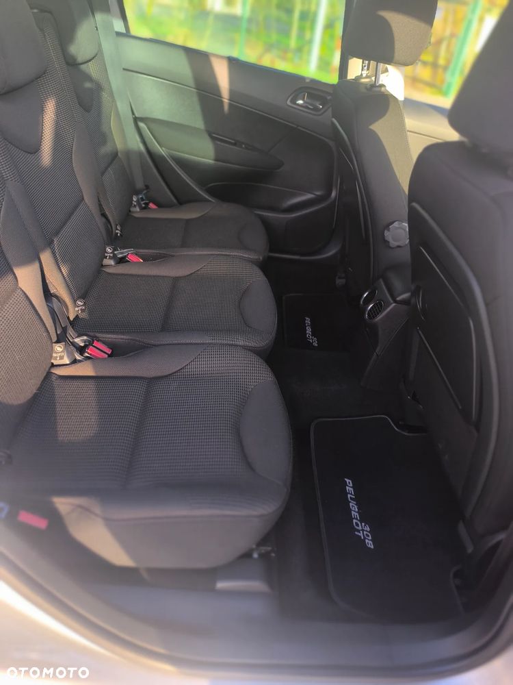 Peugeot 308 - 7