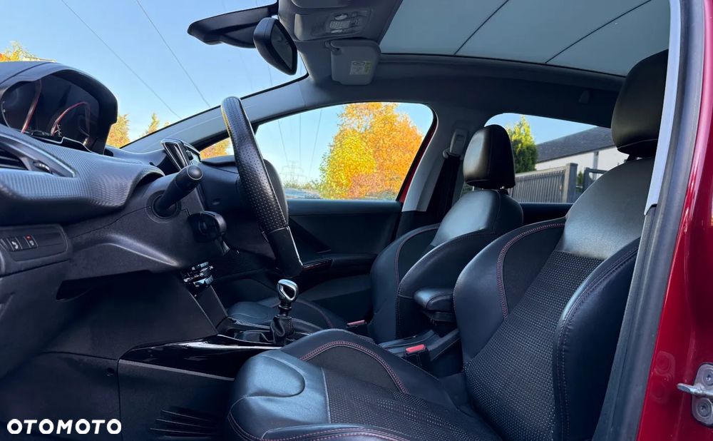 Peugeot 2008 1.6 BlueHDi Allure - 11