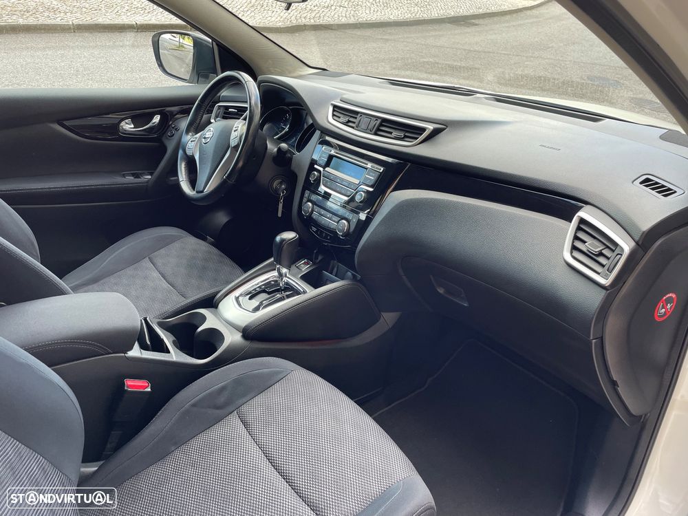 Nissan Qashqai 1.6 dCi Xtronic ACENTA - 13