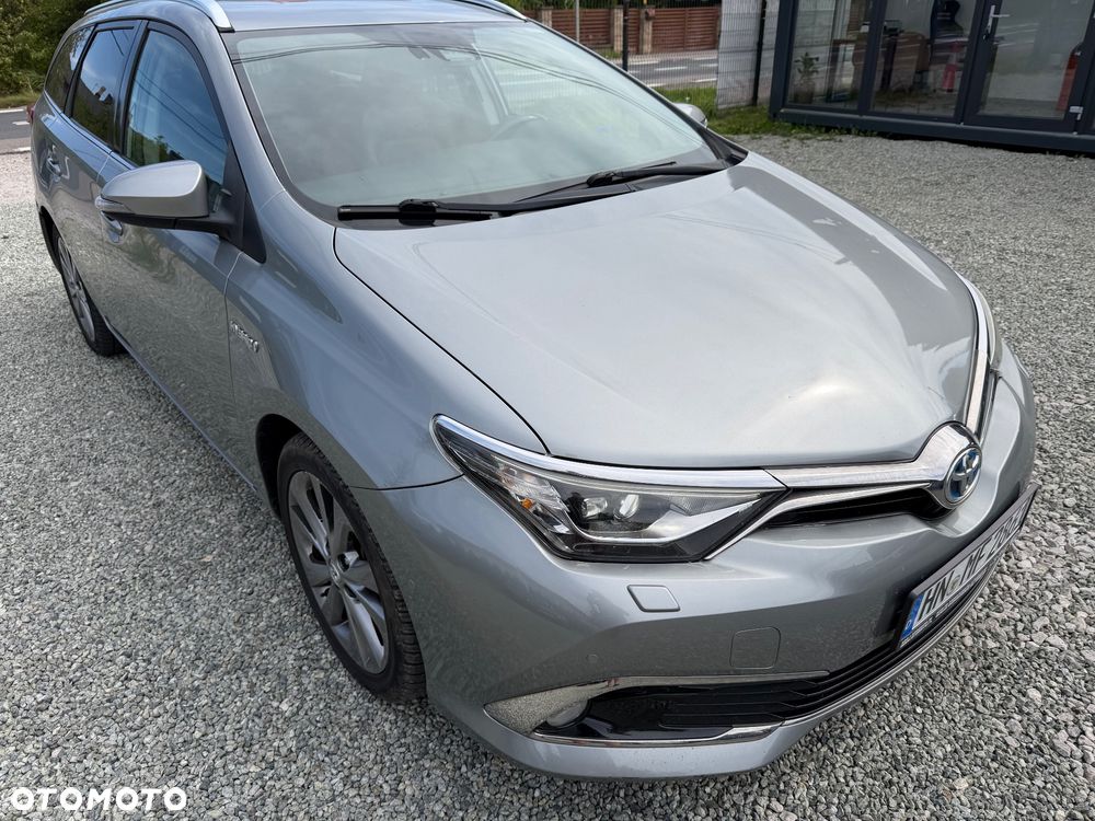 Toyota Auris - 11
