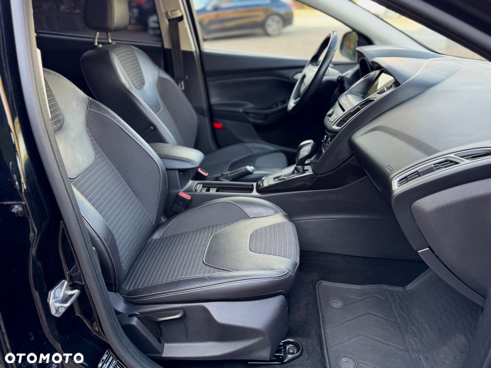 Ford Focus 2.0 EcoBlue Titanium Business - 18