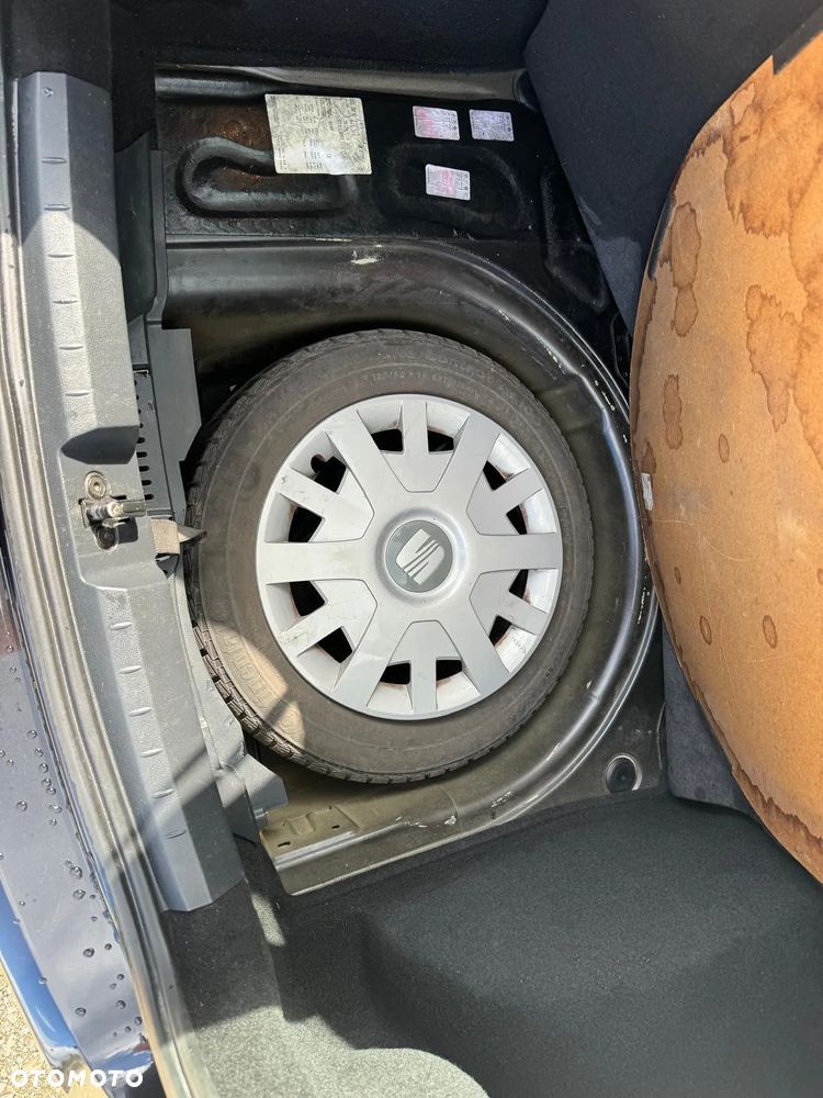 Seat Ibiza SC 1.4 16V Style - 24