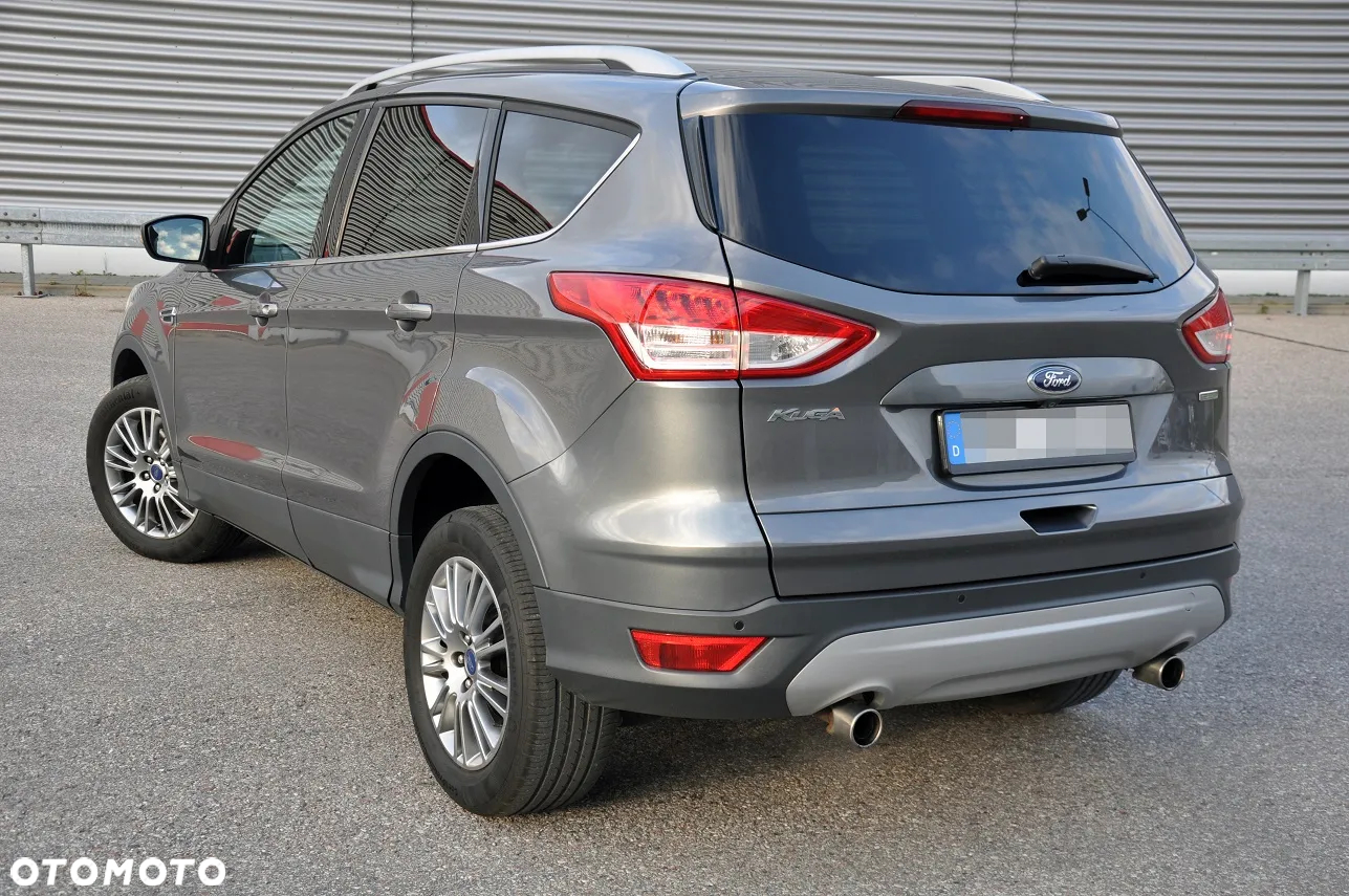 Ford Kuga 1.6 EcoBoost 2x4 Titanium - 10