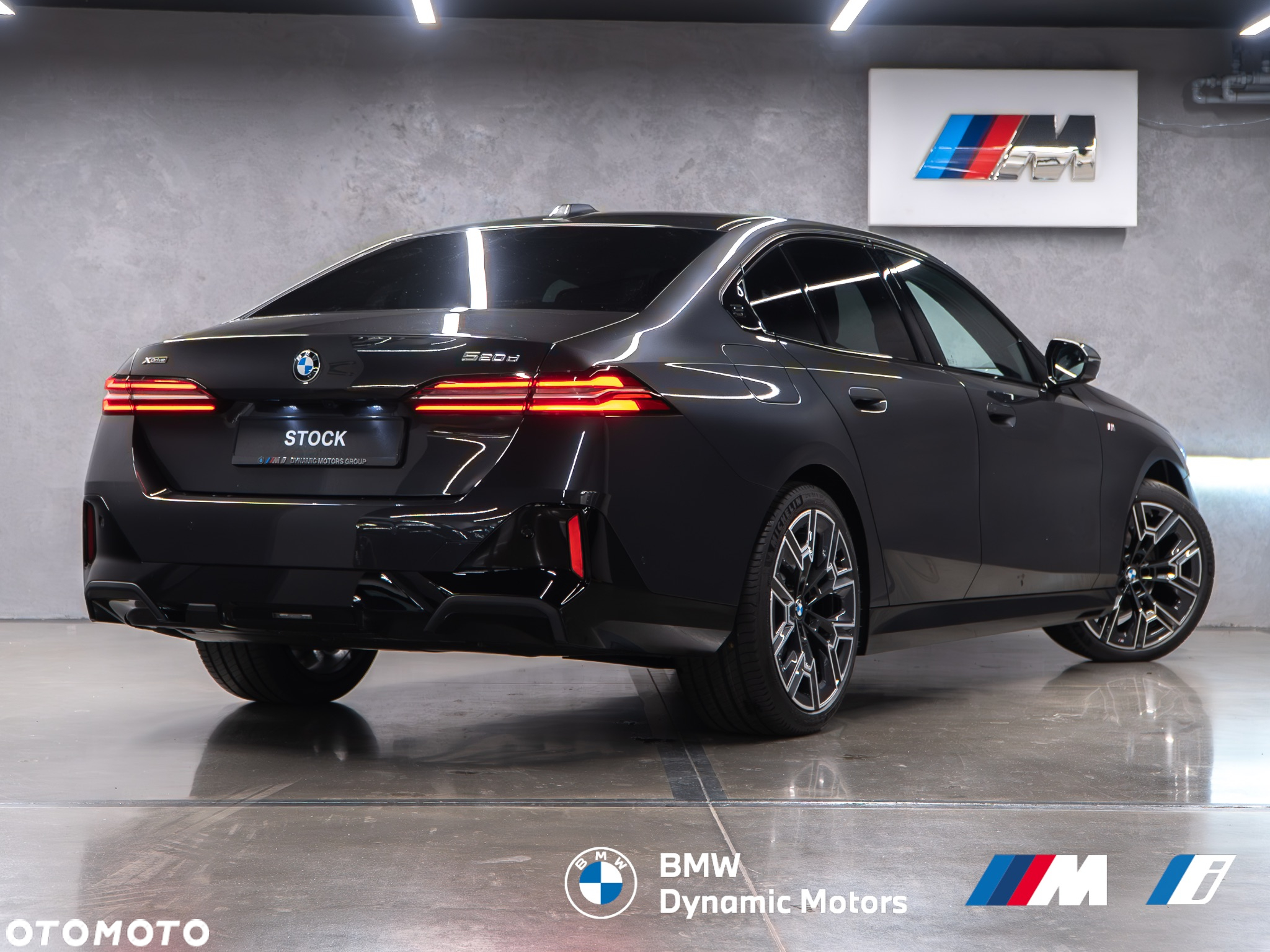 BMW Seria 5 520d xDrive - 4