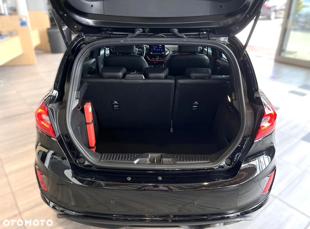 Ford Fiesta 1.0 EcoBoost S&S ST-LINE X - 32