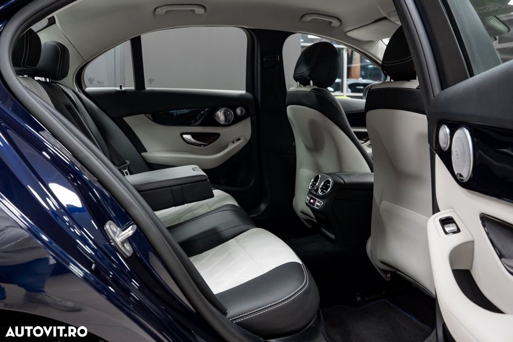 Mercedes-Benz C 200 4Matic 9G-TRONIC Exclusive - 19