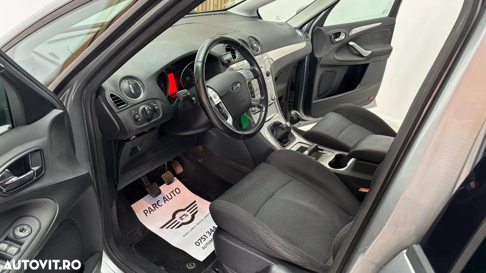 Ford S-Max 2.0 TDCi Trend - 5