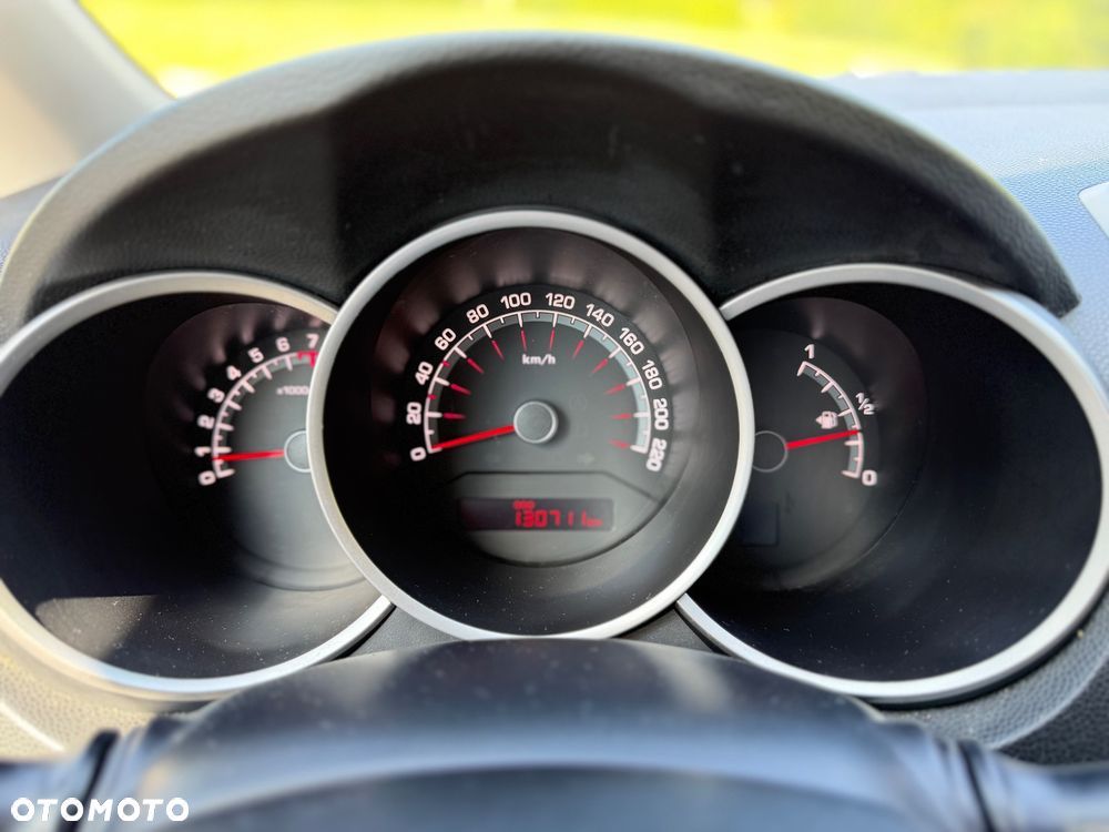 Kia Venga 1.4 M - 5