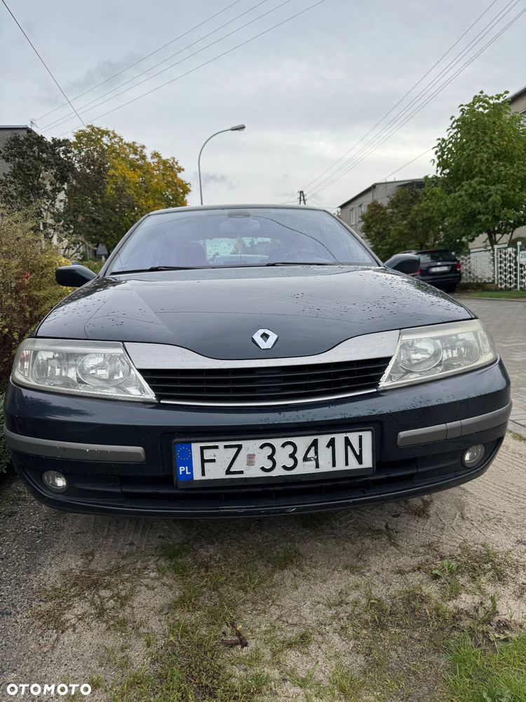 Renault Laguna 1.8 Privilege - 1
