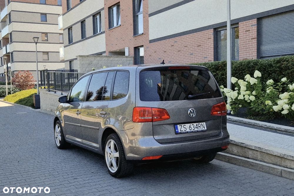 Volkswagen Touran 1.4 TSI Comfortline DSG - 3