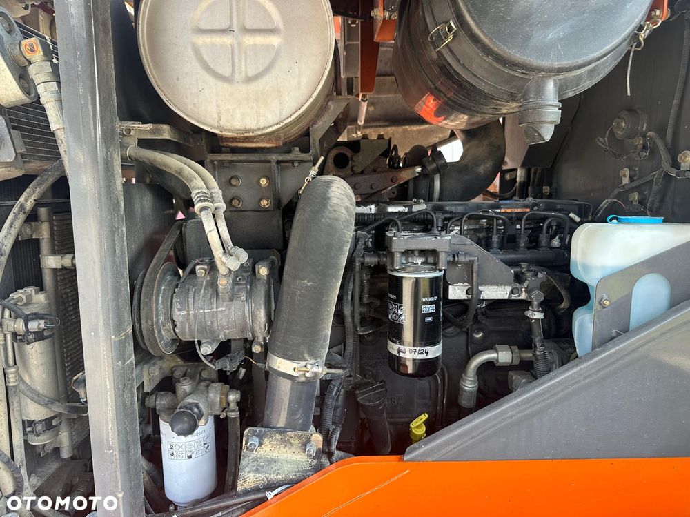 Hitachi ZW 180 - 18