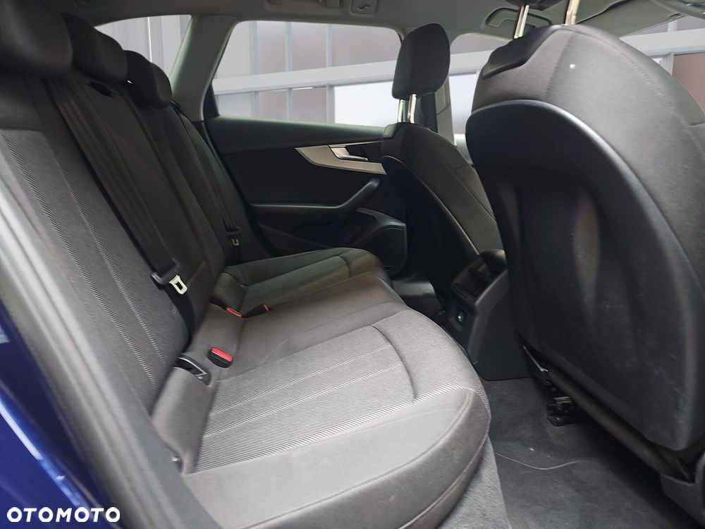 Audi A4 Avant 40 TDI mHEV S Line S tronic - 12