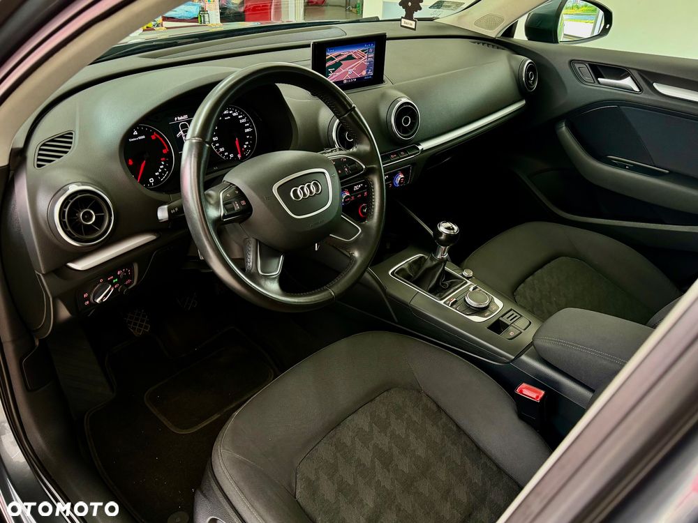 Audi A3 Sportback 1.6 TDI Ambition - 24