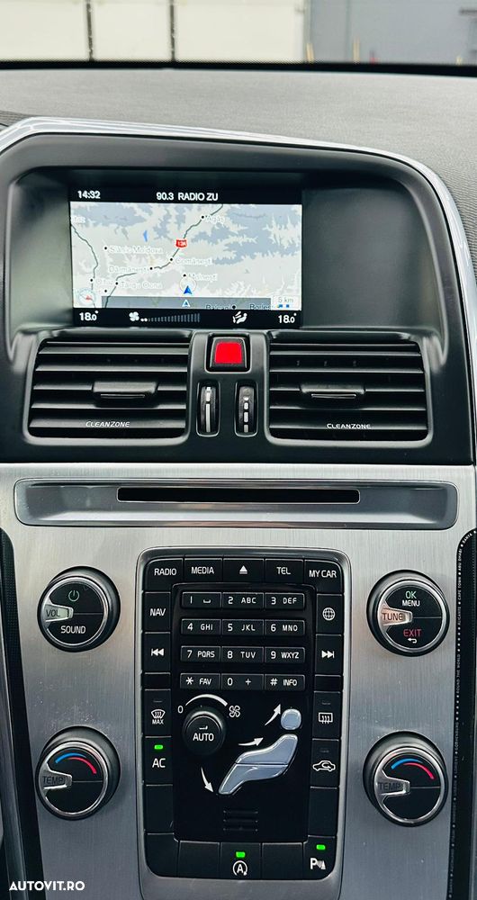 Volvo XC 60 D3 Ocean Race - 25