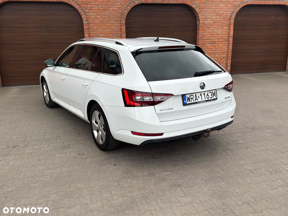 Skoda Superb 1.6 TDI GreenLine - 5