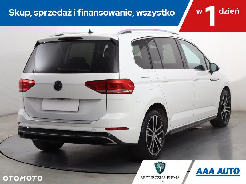 Volkswagen Touran - 7
