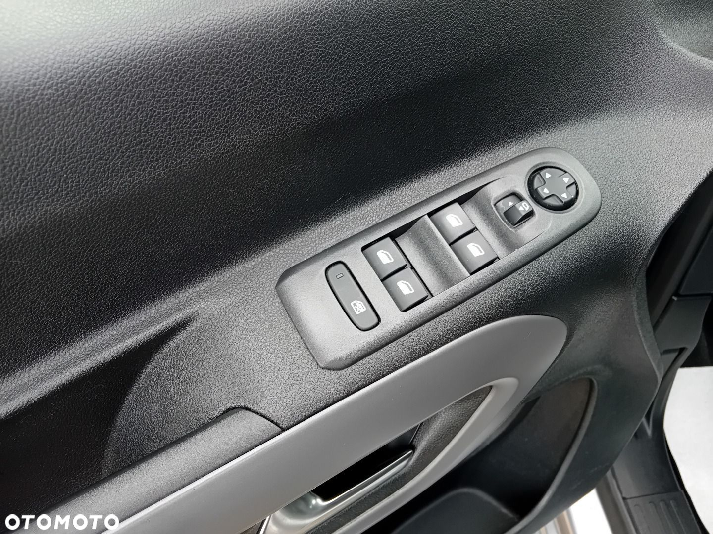 Toyota Proace City Verso 1.5 D-4D Family - 22
