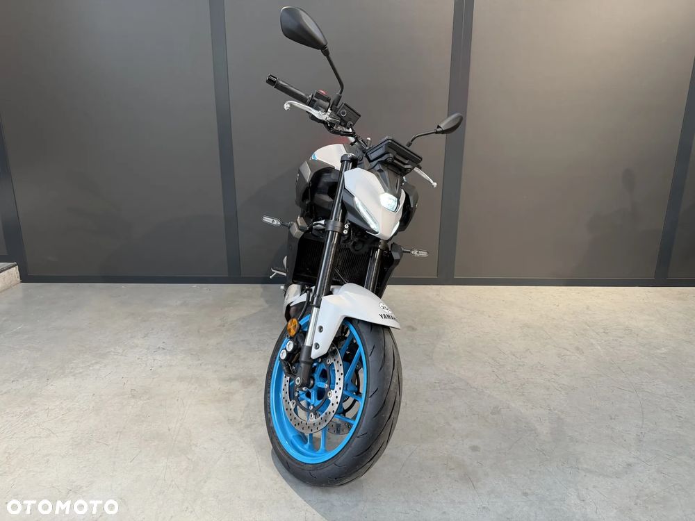 Yamaha MT - 6