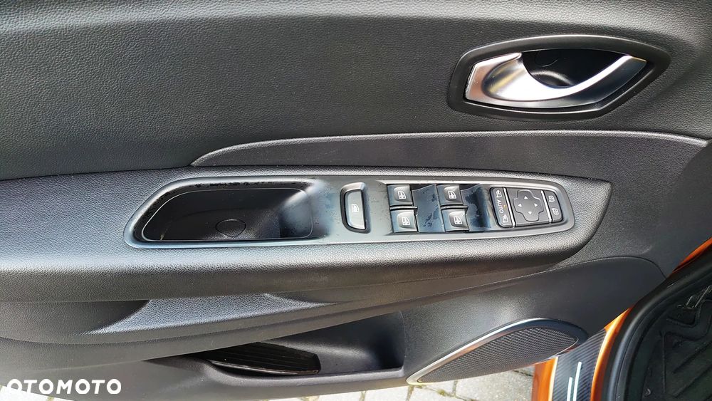 Renault Captur - 21