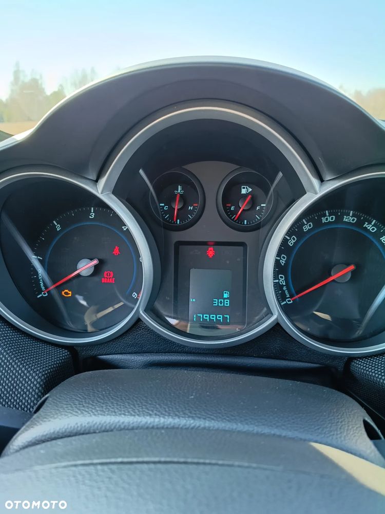 Chevrolet Cruze 2.0 D LT - 10