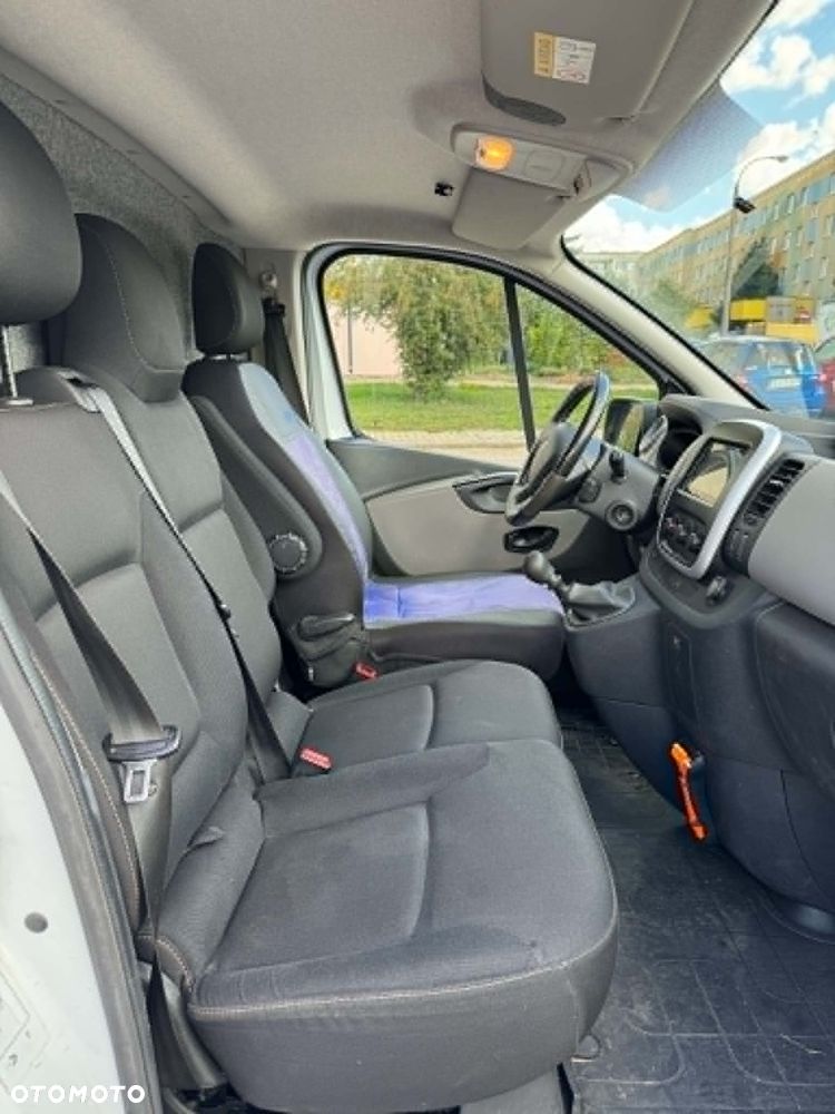 Renault Trafic - 10