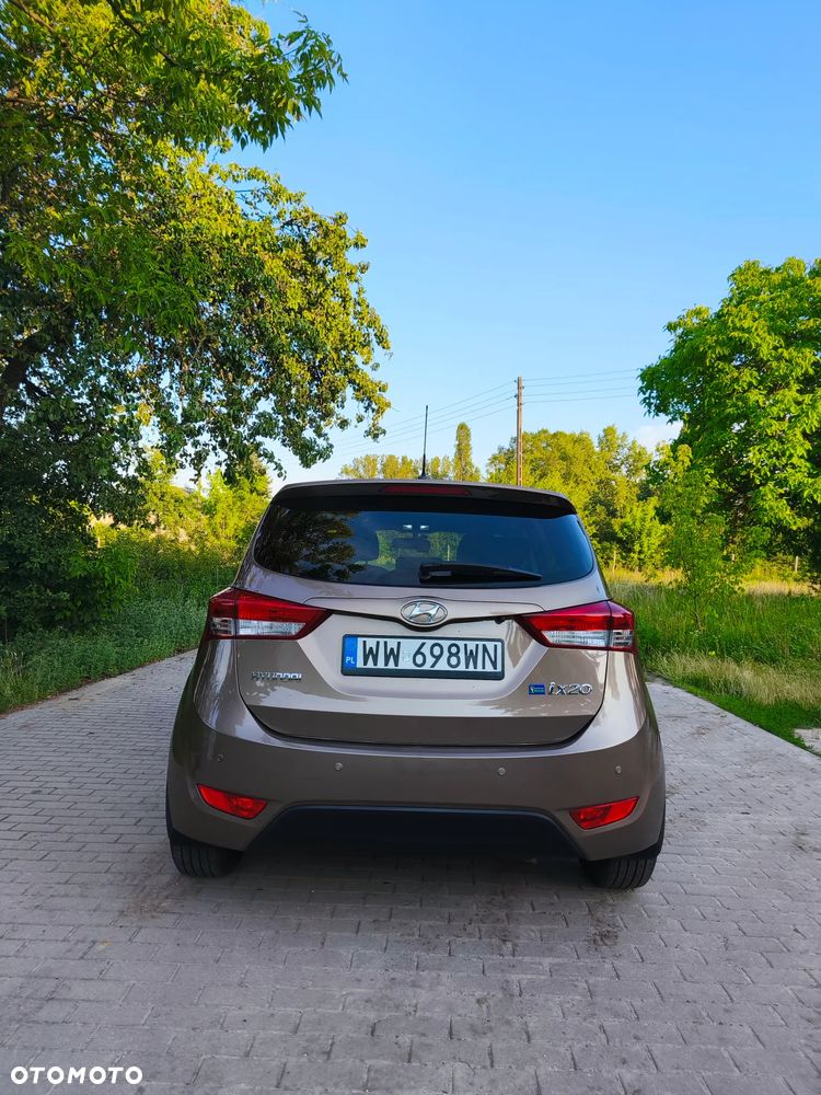 Hyundai ix20 1.4 Comfort - 4