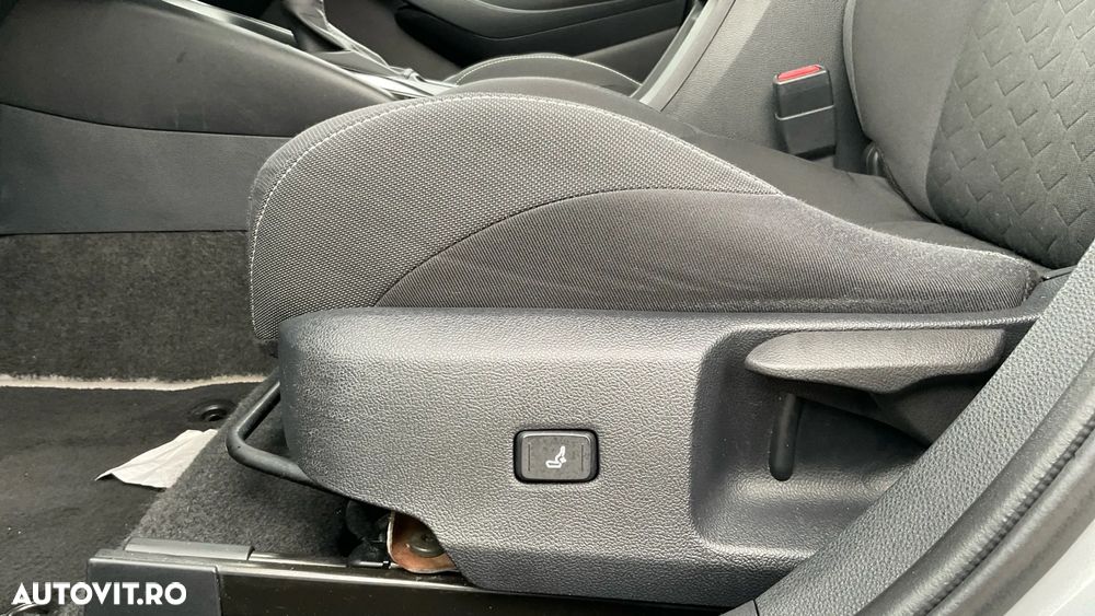 Toyota Corolla 1.8 HSD Dynamic - 15