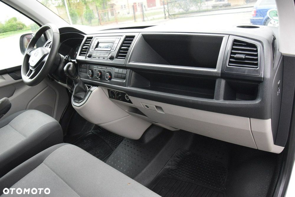Volkswagen Transporter Caravelle DSG Kurz Highline - 34
