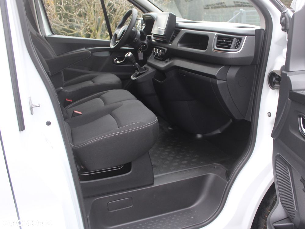 Renault TRAFIC - 10