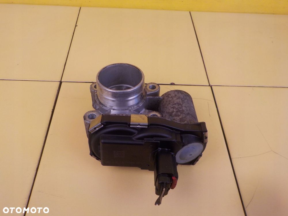 OPEL CORSA E ADAM 1.0 TURBO 16r 116KM B10XFT przepustnica 12637658 - 2